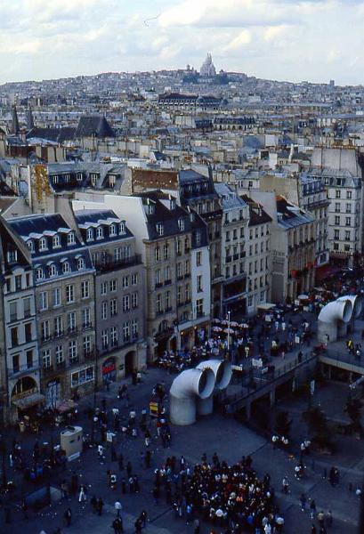 34- Il Sacro Cuore dal Centre Pompidou,19 aprile 1987.jpg